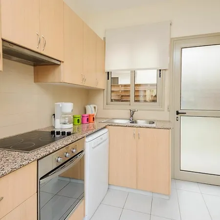 Oceanview Luxury 077 *